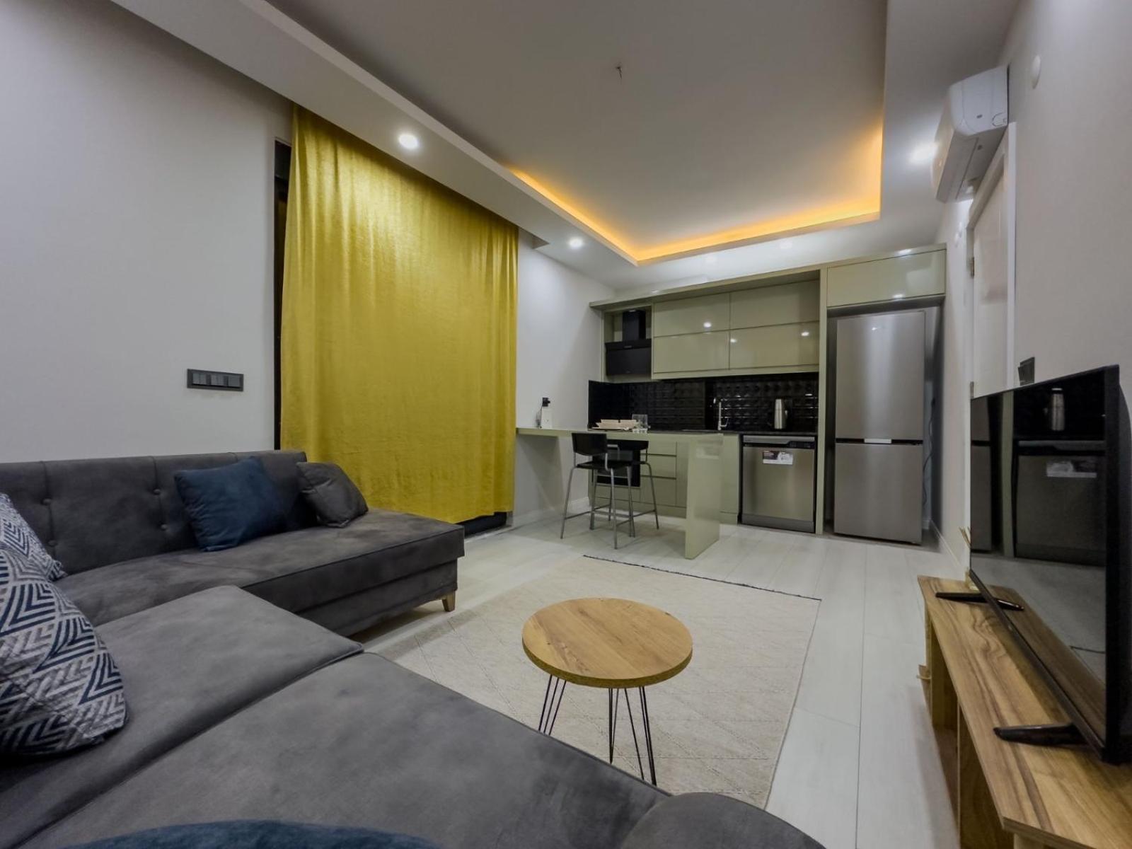 Havalimanina Yakin 1+1 Lux Suite Aksu  ภายนอก รูปภาพ
